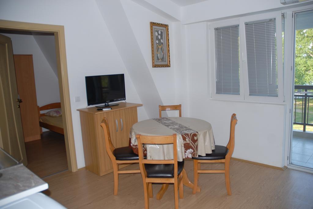 Apartments Villa Zora Dojran 객실 사진